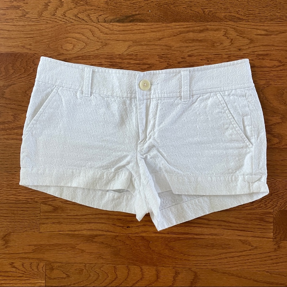 White Eyelet Patterned Lilly Pulitzer Shorts Size 2